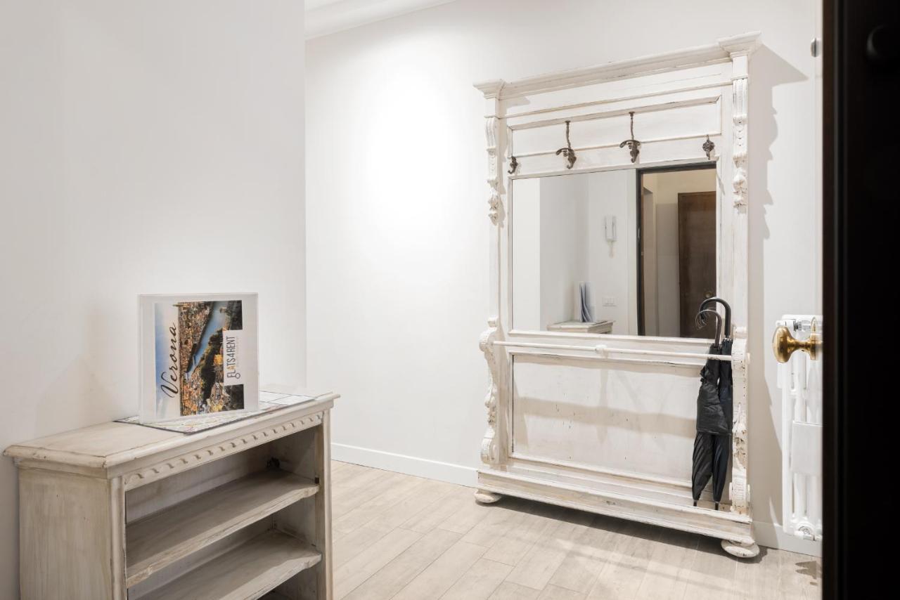 شقة Flats4Rent La Dimora D'Orlando فيرونا المظهر الخارجي الصورة